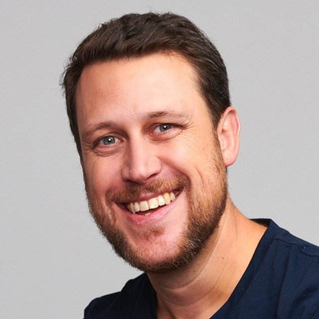 Luis  de la Camara
