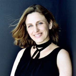 Maggy  Larouche